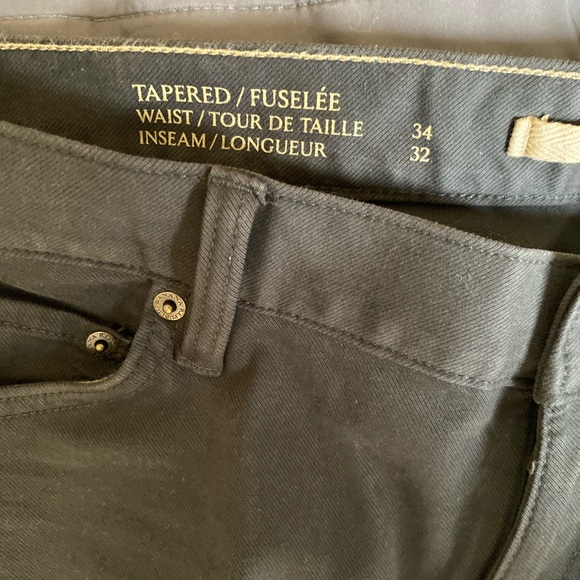 Banana Republic Men’s Tapered Fit Jeans - Picture 5 of 6